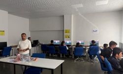 Karaköprü GAP MTAL"de Bilişim Teknolojileri Öğrencilerinden Yetenek Gösterisi!