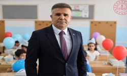 Şanlıurfa Milli Eğitim Müdürü Sultanoğlu'ndan öğrencilere kitap önerisi