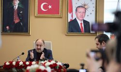 Başkan Gülpınar Karla Mücadeleyi Tüm Ayrıntılarıyla Anlattı!