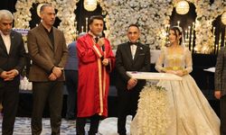 Mehmet Kuş, Genç Çiftin Nikâh Şahitliğini Yaptı