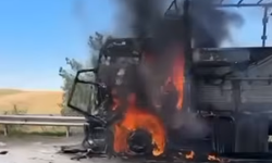 Şanlıurfa Birecik Yolunda Tır Kullanılamaz Hale Geldi!