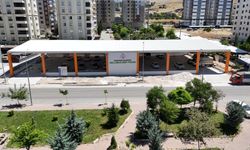 Karaköprü'de Güllübağ Semt Pazarında Çalışmalar Tamamlanma Aşamasına Geldi