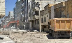 Şanlıurfa Eyyübiye’de Yol Yenileme Çalışmaları Hız Kesmiyor!