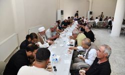 Şanlıurfa’da Aşure Günü Buluşması: Vali Şıldak Vatandaşlarla Aynı Sofrada