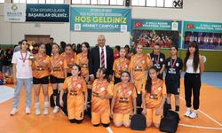 Şanlıurfa'da Haliliye Belediyesi'nden Gençlere Spor Desteği