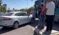 Şanlıurfa'da Korkutan Kaza:Halk Halk Otobüsü ve Otomobil Çarpıştı