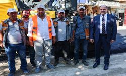 Hilvan'da Büyükşehir Rüzgarı: Başkan Gülpınar Vatandaşlarla Buluştu