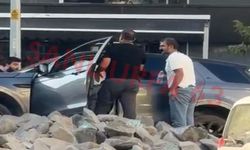 Şanlıurfa'da Korkutan Kaza! Araç Refüj Üzerindeki Kavşağa Çıktı