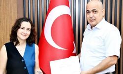 Şanlıurfa’da Uzman Doktora Veda! Başhekimden Anlamlı Takdim