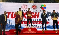 Şanlıurfa Eyyübiye’nin Genç Karatecileri İstanbul’da Şampiyon Oldu