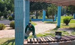 Şanlıurfa Haliliye’de Parklarda Yenileme Çalışmaları Sürüyor