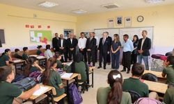 Şanlıurfa’da Karaköprü Belediyesi’nden 400 Öğrenciye Kırtasiye Desteği