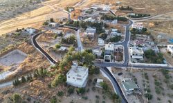 Karaköprü Belediyesi’nden Kırsal Mahallede Yol Çalışması