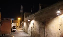 Şanlıurfa’da Tarihi Sokaklar Modern Sistemle Aydınlatıldı