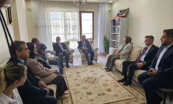AK Parti Heyetinden Şehit Enes Çiçek’in Ailesine Anlamlı Ziyaret