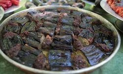 Şanlıurfa’da Tepsi Kebabı Nasıl Yapılıyor?