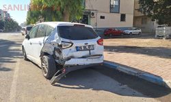 Şanlıurfa Birecik’te Trafik Kazası: Otomobil Takla Attı, 2 Yaralı