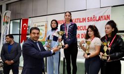 Şanlıurfa’da Cumhuriyet Bayramı Tenis Turnuvası Tamamlandı: 140 Sporcu Katıldı