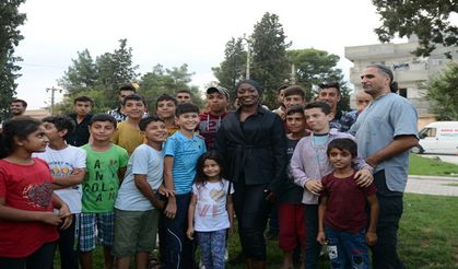 Della Miles Akçakale'ye Geldi