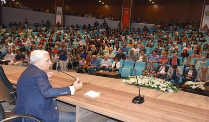Modacı Faruk Saraç Harran Üniversitesinde
