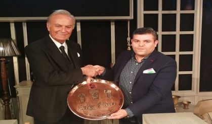 Ediz Hun'a Urfa Hediyesi