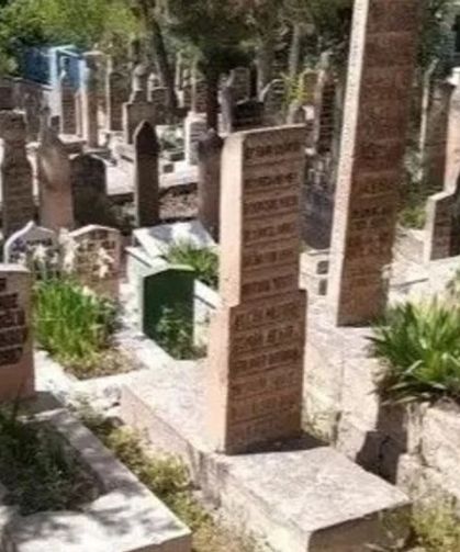 Emine Işıkay, Hakk’ın rahmetine kavuştu.