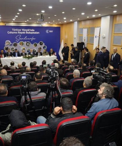 Bakan Işıkhan'dan Şanlıurfa'da Müjde: 3 Milyon Gence İş Kapısı Açılıyor!