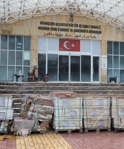 Viranşehir Belediyesi Kültür Merkezi’nde Yenileme Çalışmaları Sürüyor