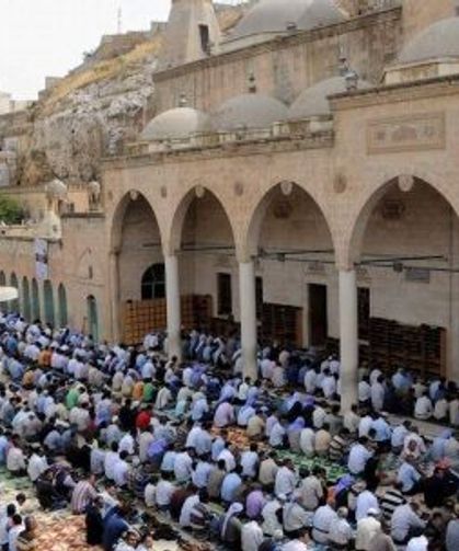 Şanlıurfa İçin Bayram Namazı Saati Netleşti: İşte O Saat