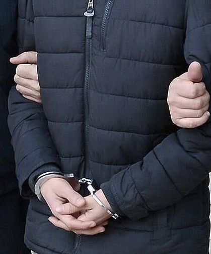 Birecik'te Çocukları 10 TL ve Meyve Suyu ile Kandıran Zanlı Tutuklandı