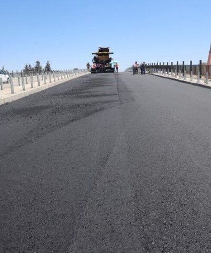 Şanlıurfa'da Trafiği Rahatlatacak Dev Projede Asfalt Mesaisi Başladı!