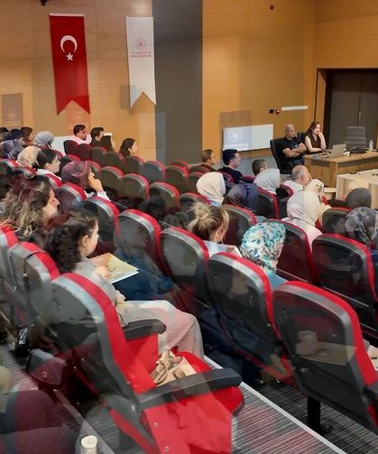 Şanlıurfa’da yurt yönetim personeline gelişim eğitimi verildi
