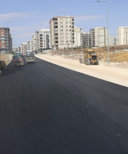 Şanlıurfa’da Şehir Hastanesi’ne Ulaşımı Kolaylaştıracak Bulvar Asfaltlandı