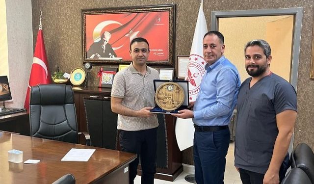 Sağlık-Sen Şanlıurfa Şube Başkanı Yabir'den Yeni Başhekim Palice'ye Ziyaret!