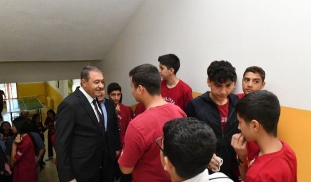 Vali Şıldak Şanlıurfa Gençleriyle Bir Araya Gelerek İlham Verdi