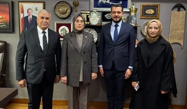 AK Parti Ceylanpınar İlçe Başkanlığı'nda Kritik Değerlendirme Toplantısı