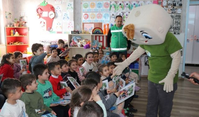 Haliliye'de Çocuklara Geri Dönüşüm Bilinci Aşılanıyor