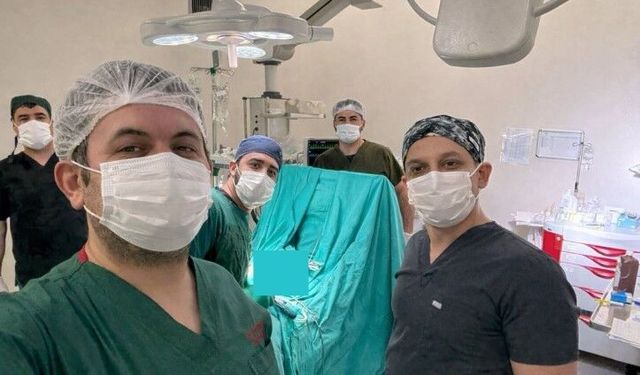 Şanlıurfa Ceylanpınar Devlet Hastanesi’nden Örnek Cerrahi Başarı!