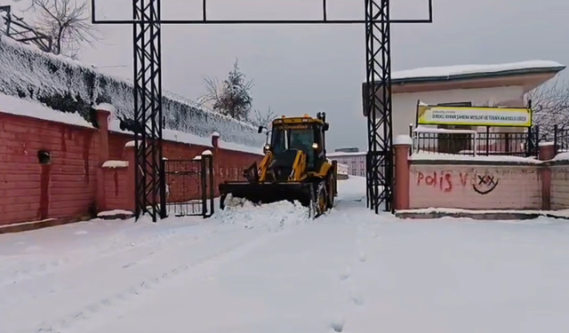 Şanlıurfa’da Eyyübiye Belediyesi 625 Personelle Sahada!