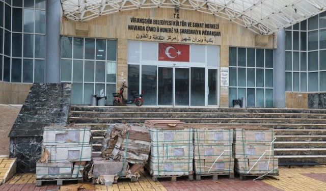 Viranşehir Belediyesi Kültür Merkezi’nde Yenileme Çalışmaları Sürüyor