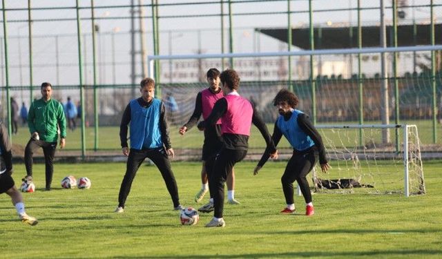 Nesine 2. Lig Beyaz Grup’ta Zirve Yarışı Kızıştı