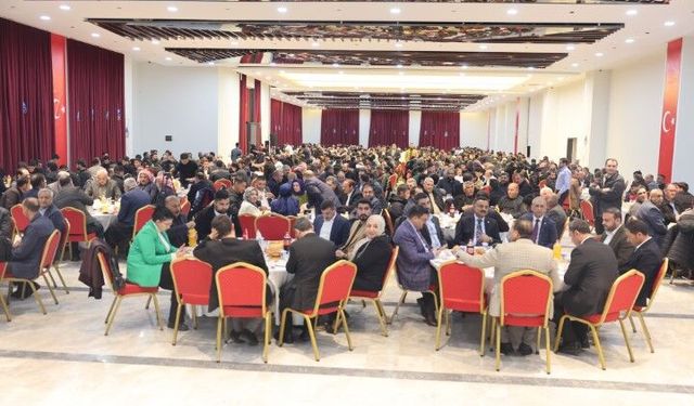 Başkan Kuş, Yetimler İçin Düzenlenen İftarda Vatandaşlarla Buluştu!