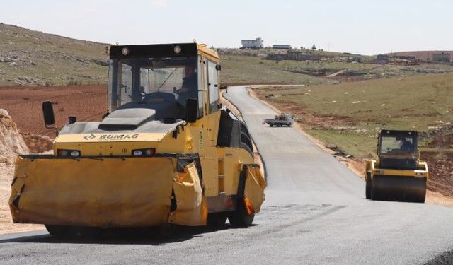 Şanlıurfa’da 20 Mahalleyi Sevindiren Yol Çalışması!