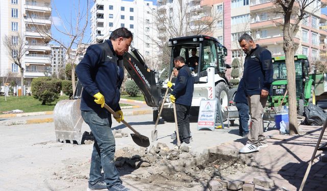 Karaköprü’de Bozulan Yollara Hızlı Müdahale