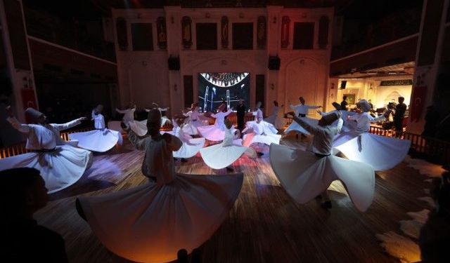 Şanlıurfa Haliliye’de Enderun Usulü Teravih Programına Yoğun Katılım!