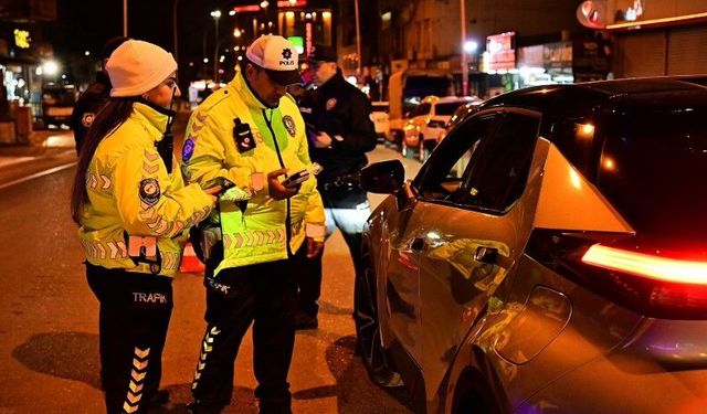 Şanlıurfa’da Silah Ve Narkotik Operasyonu