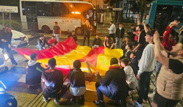 Derbide Tarihi Zafer! Şanlıurfa’da Galatasaray Taraftarı Sokaklara Döküldü