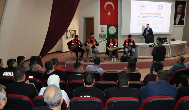 Şanlıurfa Viranşehir’de Türkü Dolu Anlar!