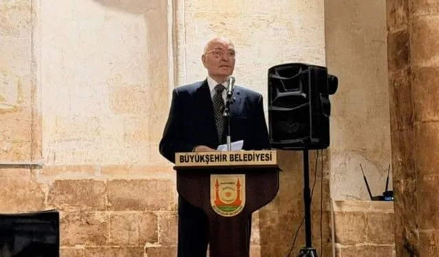 Prof. Dr. Ruşen Keleş Şanlıurfa’da Konuştu