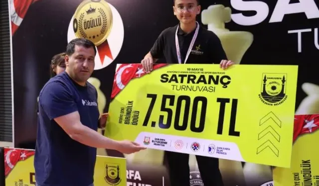 Şanlıurfa’da Satranç Heyecanı! 180 Sporcu Kıyasıya Yarıştı